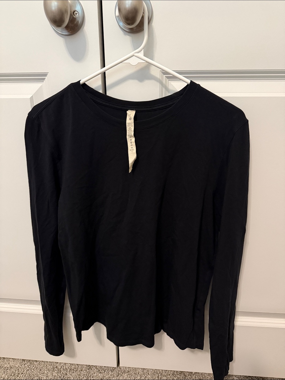 Women's Lululemon Long-Sleeve Crewneck Top - Black